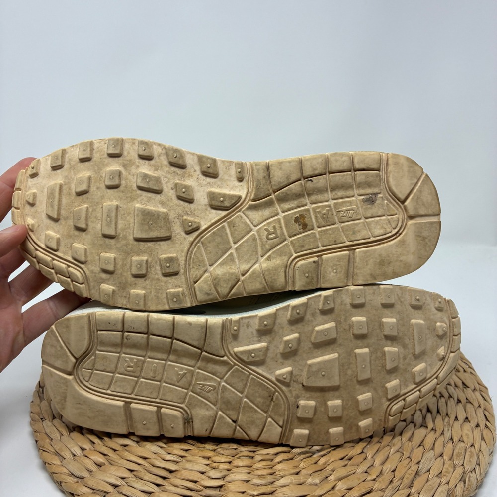 Nike Air Max 1 Women's 9 Sail Cream‎ White Glitter Swoosh Sneakers AT5248-100 - Picture 7 of 8